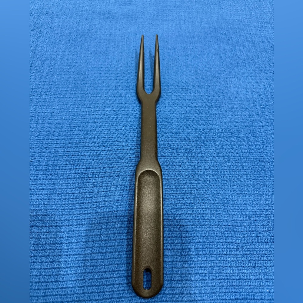 The Pampered Chef Black Kitchen Tool